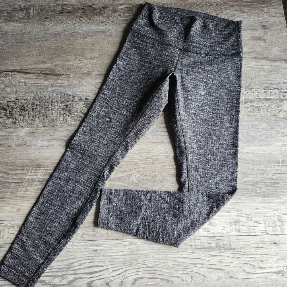 (8) Lululemon Wunder Under High-Rise Tight *28"
